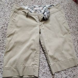 Juniors Bermuda shorts size 0